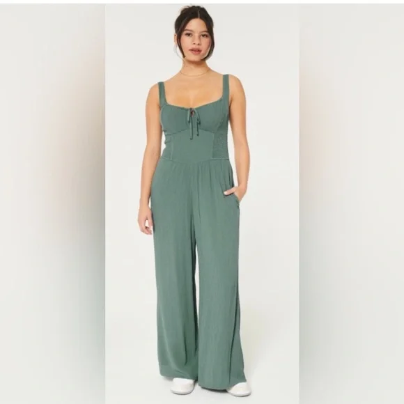 Hollister Pants Jumpsuits Nwot Hollister Sofia Sidesmocked Jumpsuit In Black Poshmark